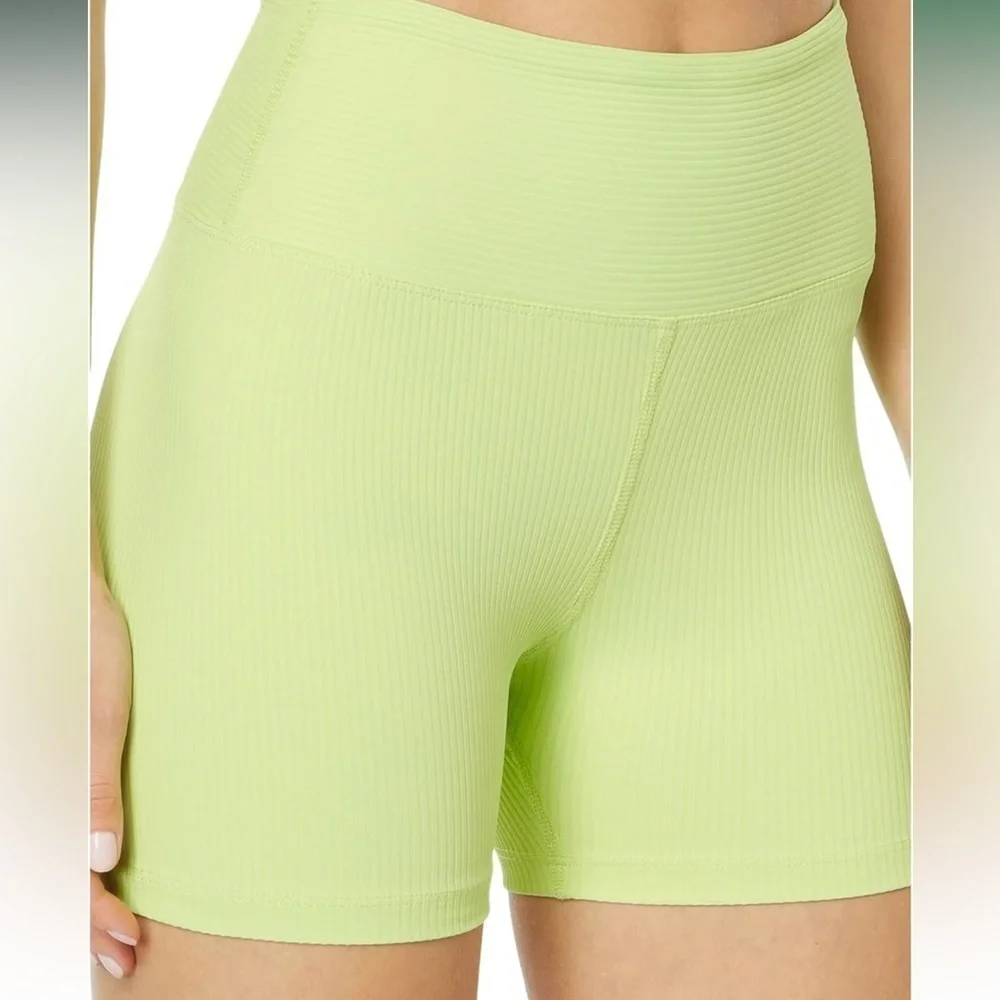 Year of Ours Women's High-Waist Biker Volley Shorts Pistachio Green Size M
